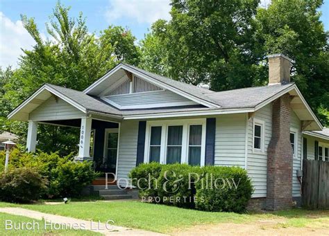 Browse cozy 1-bedroom houses perfect for singles or couples, or filter for 3-4 bedrooms to accommodate a large family. . Houses for rent in jonesboro ar